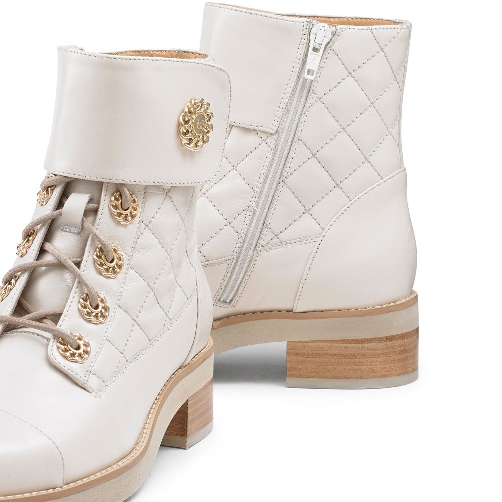 Russell And Bromley Ringaroses Quilted Blonder-up Ankelstøvletter Dame Hvite | 910SUTOR